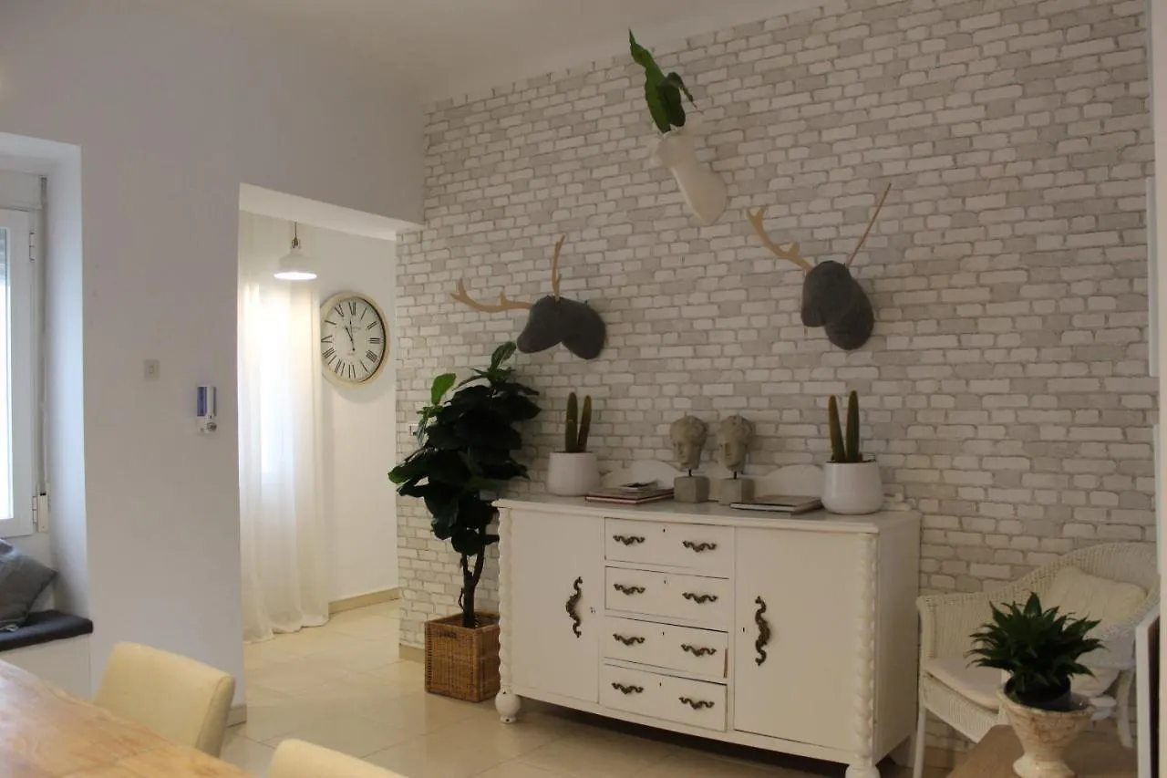 רונדה Lola'S Apartment 0*,