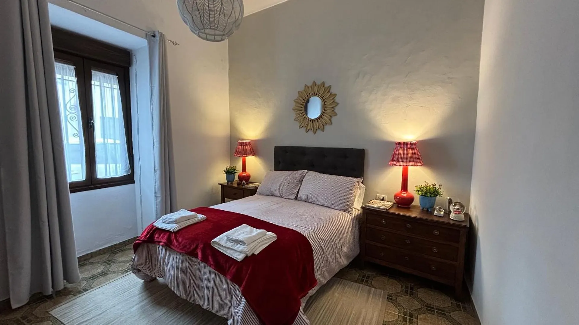 רונדה Lola'S Apartment ספרד