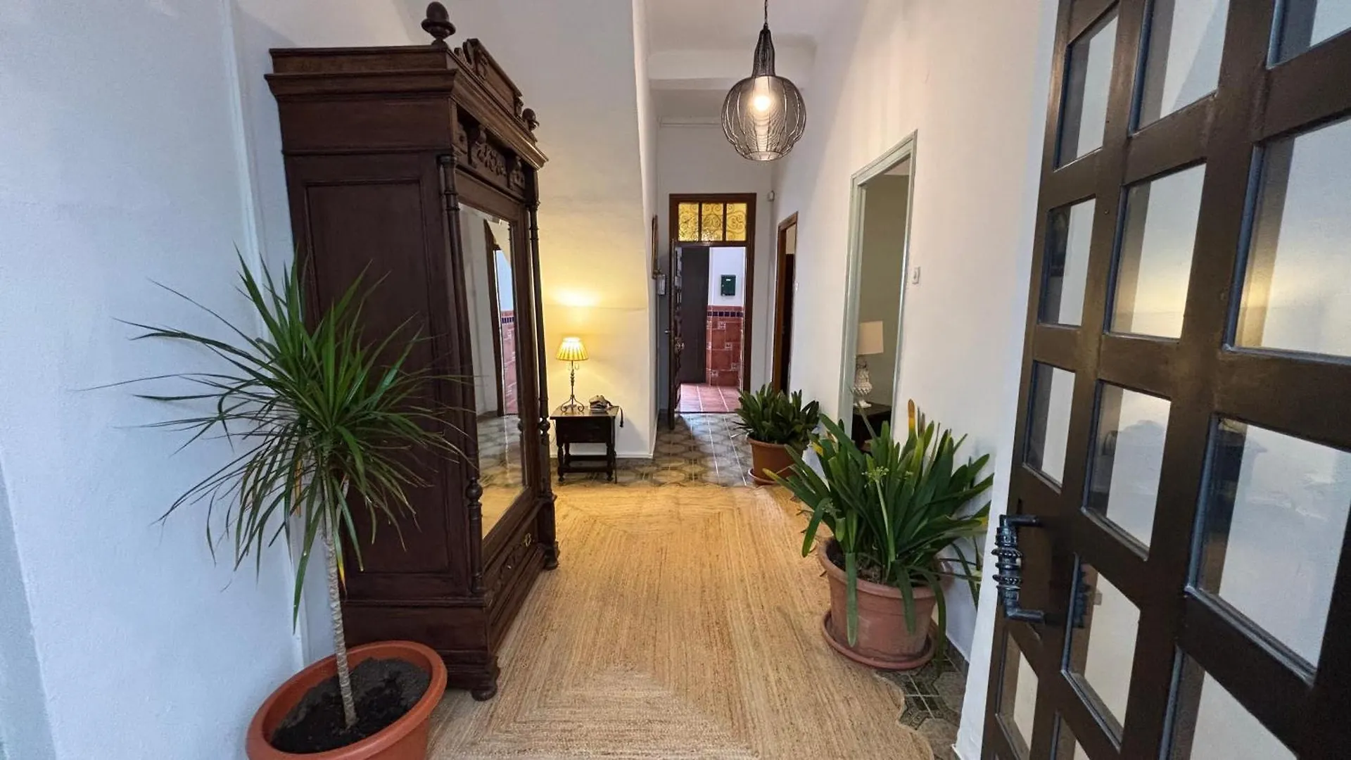 רונדה Lola'S Apartment
